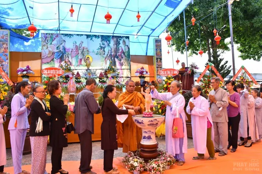 Tân Biên: Tịnh xá Trúc Lâm tổ chức lễ Phật đản PL 2562 – DL 2018 48 Tân Biên: Tịnh xá Trúc Lâm tổ chức lễ Phật đản PL 2562 – DL 2018 image-1731932817908