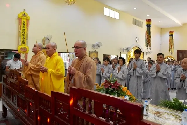 Tân Bình: Chùa Khánh Thiền trang nghiêm tổ chức lễ vu lan 2 Tân Bình: Chùa Khánh Thiền trang nghiêm tổ chức lễ vu lan image-1731941041088