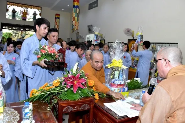 Tân Bình: Chùa Khánh Thiền trang nghiêm tổ chức lễ vu lan 19 Tân Bình: Chùa Khánh Thiền trang nghiêm tổ chức lễ vu lan image-1731941052803