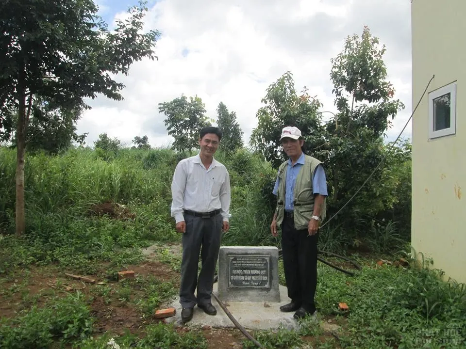 Tặng giếng khoan tình thương, phát quà từ thiện tại Đăk Wer image-1731921256978