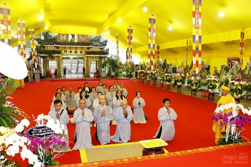 Tang lễ cố Hòa thượng Thích Quang Đạo ngày 19/7 2 Tang lễ cố Hòa thượng Thích Quang Đạo ngày 19/7 image-1732291279145