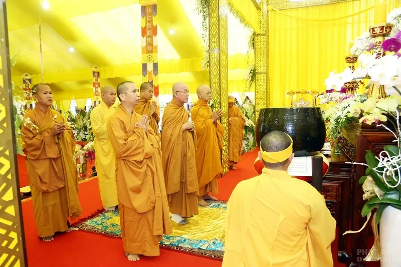 Tang lễ cố Hòa thượng Thích Quang Đạo ngày 19/7 image-1732291308210