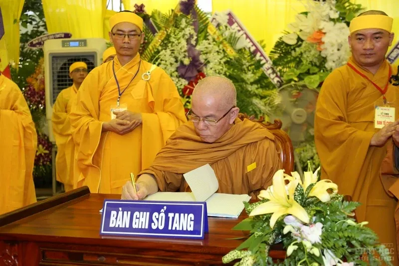 Tang lễ cố Hòa thượng Thích Quang Đạo ngày 19/7 image-1732291310591