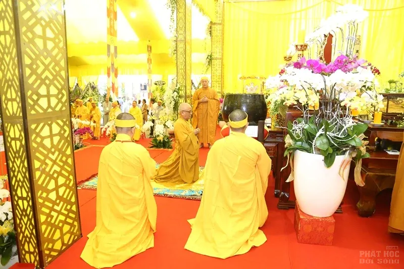 Tang lễ cố Hòa thượng Thích Quang Đạo ngày 19/7 40 Tang lễ cố Hòa thượng Thích Quang Đạo ngày 19/7 image-1732291321573