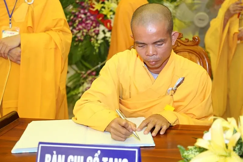 Tang lễ cố Hòa thượng Thích Quang Đạo ngày 19/7 50 Tang lễ cố Hòa thượng Thích Quang Đạo ngày 19/7 image-1732291332394