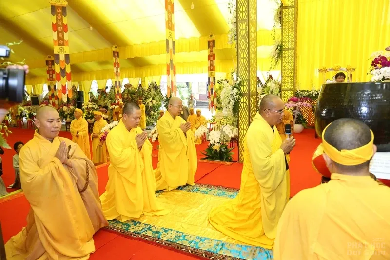 Tang lễ cố Hòa thượng Thích Quang Đạo ngày 19/7 51 Tang lễ cố Hòa thượng Thích Quang Đạo ngày 19/7 image-1732291333320