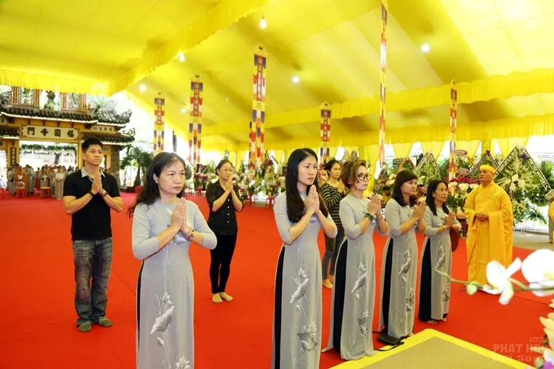 Tang lễ cố Hòa thượng Thích Quang Đạo ngày 19/7 60 Tang lễ cố Hòa thượng Thích Quang Đạo ngày 19/7 image-1732291343305