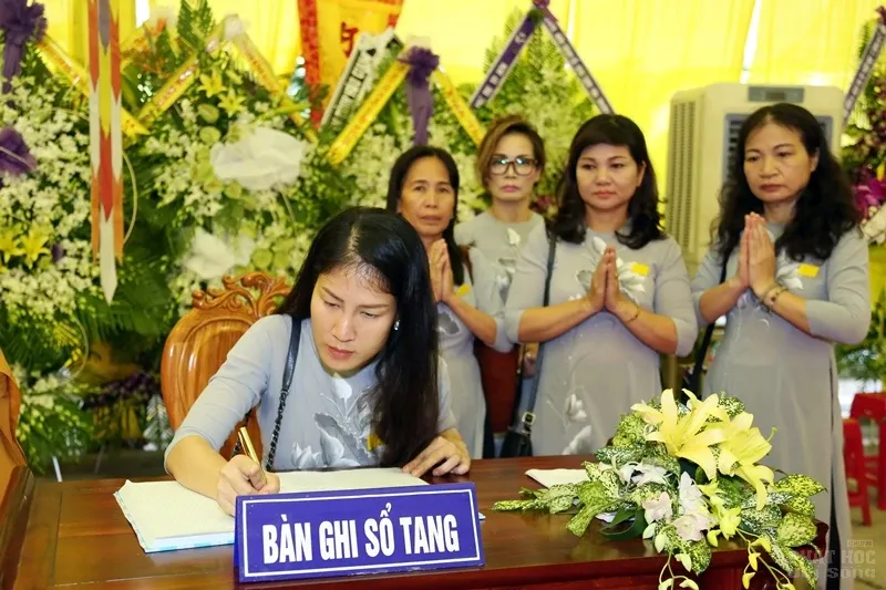 Tang lễ cố Hòa thượng Thích Quang Đạo ngày 19/7 image-1732291345402