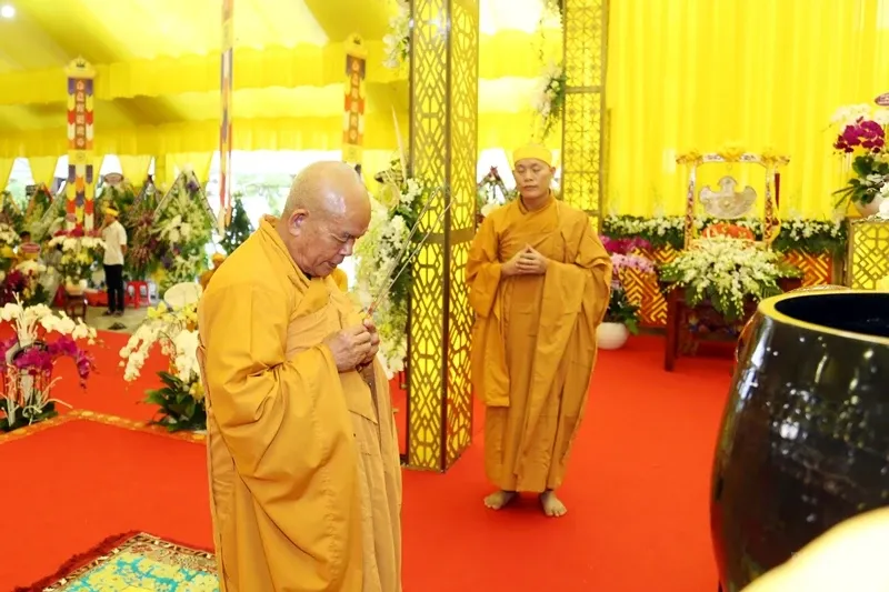 Tang lễ cố Hòa thượng Thích Quang Đạo ngày 19/7 67 Tang lễ cố Hòa thượng Thích Quang Đạo ngày 19/7 image-1732291350526