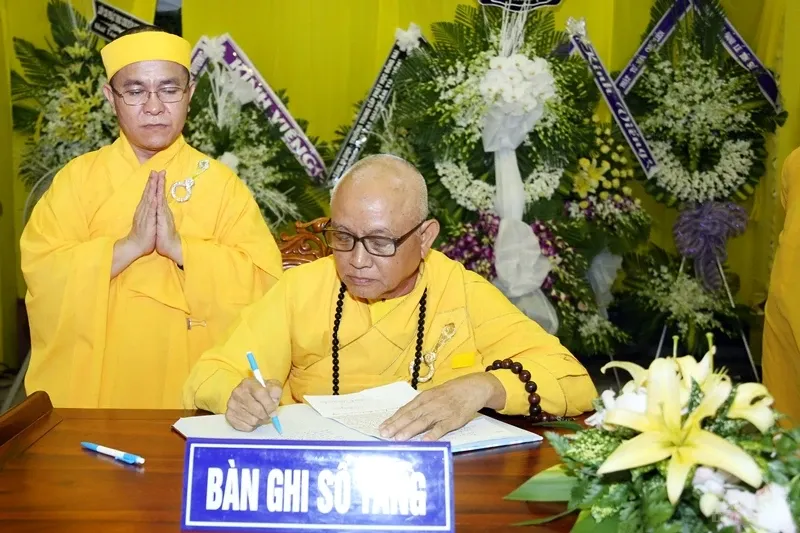 Tang lễ cố Hòa thượng Thích Quang Đạo ngày 19/7 82 Tang lễ cố Hòa thượng Thích Quang Đạo ngày 19/7 image-1732291365894