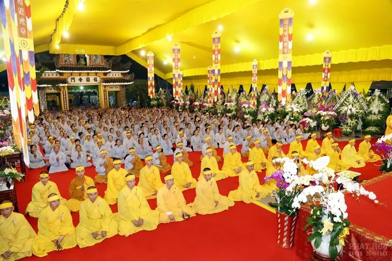 Tang lễ cố Hòa thượng Thích Quang Đạo ngày 19/7 87 Tang lễ cố Hòa thượng Thích Quang Đạo ngày 19/7 image-1732291371134