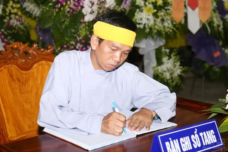 Tang lễ cố Hòa thượng Thích Quang Đạo ngày 19/7 129 Tang lễ cố Hòa thượng Thích Quang Đạo ngày 19/7 image-1732291414713