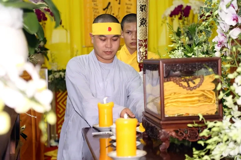 Tang lễ cố HT. Thích Quang Đạo ngày 20/7 11 Tang lễ cố HT. Thích Quang Đạo ngày 20/7 image-1731938968766