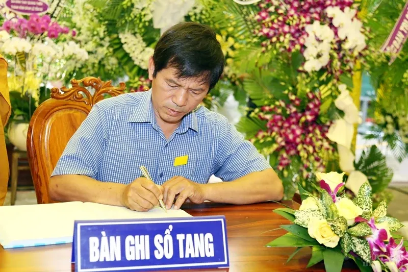 Tang lễ cố HT. Thích Quang Đạo ngày 20/7 38 Tang lễ cố HT. Thích Quang Đạo ngày 20/7 image-1731938993379