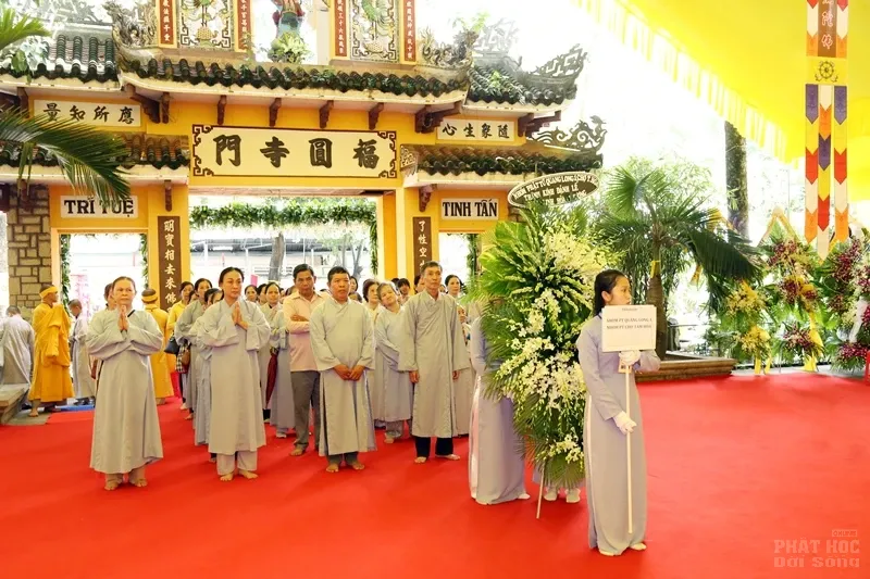 Tang lễ cố HT. Thích Quang Đạo ngày 20/7 81 Tang lễ cố HT. Thích Quang Đạo ngày 20/7 image-1731939033707