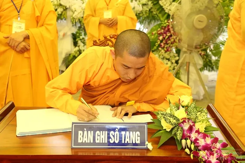 Tang lễ cố HT. Thích Quang Đạo ngày 20/7 91 Tang lễ cố HT. Thích Quang Đạo ngày 20/7 image-1731939043248