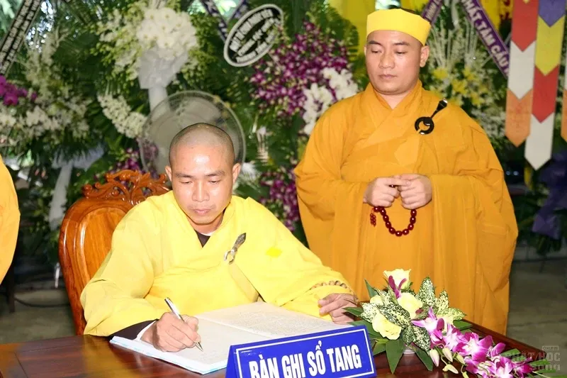 Tang lễ cố HT. Thích Quang Đạo ngày 20/7 133 Tang lễ cố HT. Thích Quang Đạo ngày 20/7 image-1731939082979