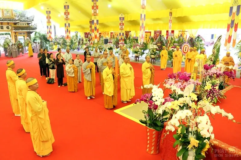 Tang lễ HT. Thích Quang Đạo ngày 19/7 12 Tang lễ HT. Thích Quang Đạo ngày 19/7 image-1731939389987