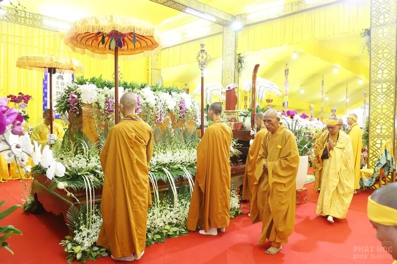 Tang lễ HT. Thích Quang Đạo ngày 19/7 Tang lễ HT. Thích Quang Đạo ngày 19/7 image-1731939392964
