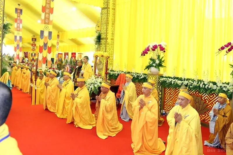 Tang lễ HT. Thích Quang Đạo ngày 19/7 24 Tang lễ HT. Thích Quang Đạo ngày 19/7 image-1731939406882