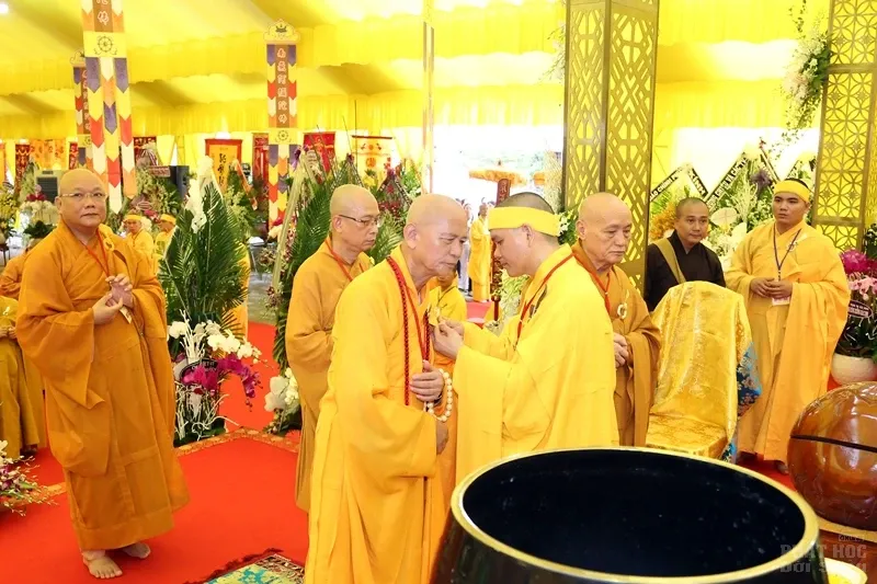 Tang lễ HT. Thích Quang Đạo ngày 19/7 25 Tang lễ HT. Thích Quang Đạo ngày 19/7 image-1731939407804