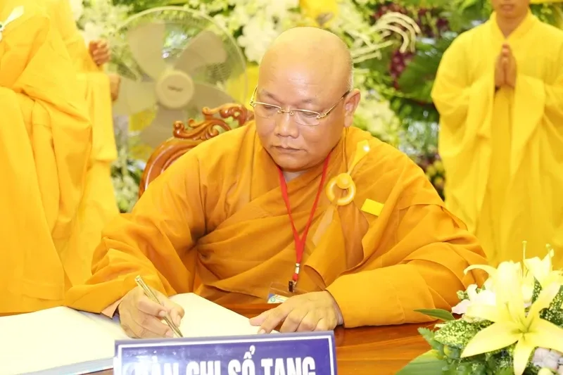 Tang lễ HT. Thích Quang Đạo ngày 19/7 28 Tang lễ HT. Thích Quang Đạo ngày 19/7 image-1731939410570