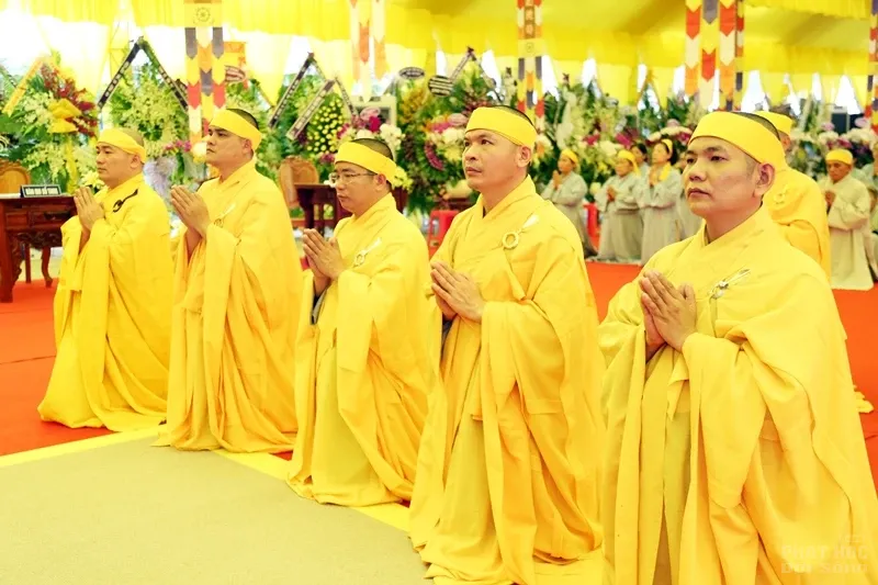 Tang lễ HT. Thích Quang Đạo ngày 19/7 50 Tang lễ HT. Thích Quang Đạo ngày 19/7 image-1731939429842