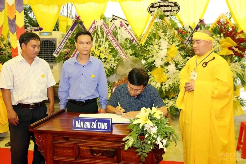 Tang lễ HT. Thích Quang Đạo ngày 19/7 72 Tang lễ HT. Thích Quang Đạo ngày 19/7 image-1731939449799