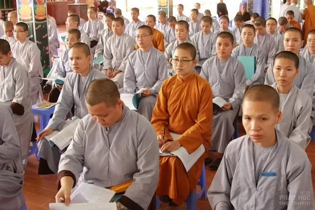 Tăng Ni thị xã Phú Mỹ tập huấn về Luật Tín ngưỡng Tôn giáo 7 Tăng Ni thị xã Phú Mỹ tập huấn về Luật Tín ngưỡng Tôn giáo image-1731946647014