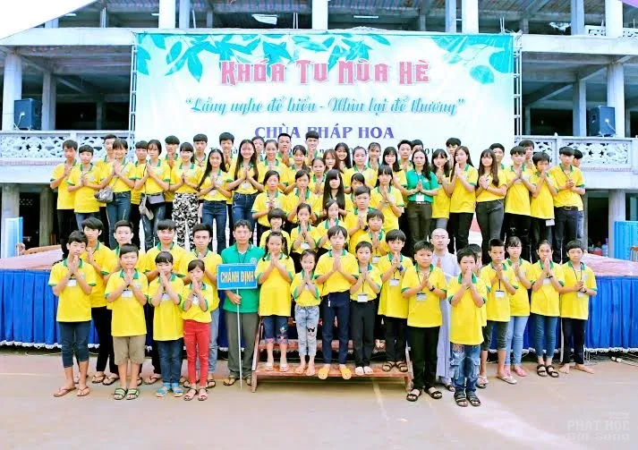 Tập ảnh: các chúng khóa tu mùa hè 2016 chùa Pháp Hoa image-1731749180343