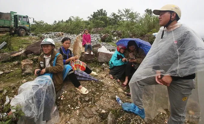 Tây Bắc ngập chìm trong mưa lũ, sạc lỡ, người chết, mất tích 6 Tây Bắc ngập chìm trong mưa lũ, sạc lỡ, người chết, mất tích image-1731944987103