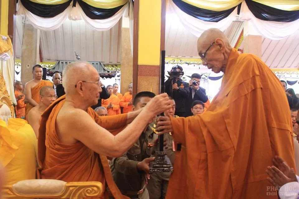 Thái Lan: Lễ nhập kim quan Trưởng lão HT.Thích Kính Chiếu image-1731945963362