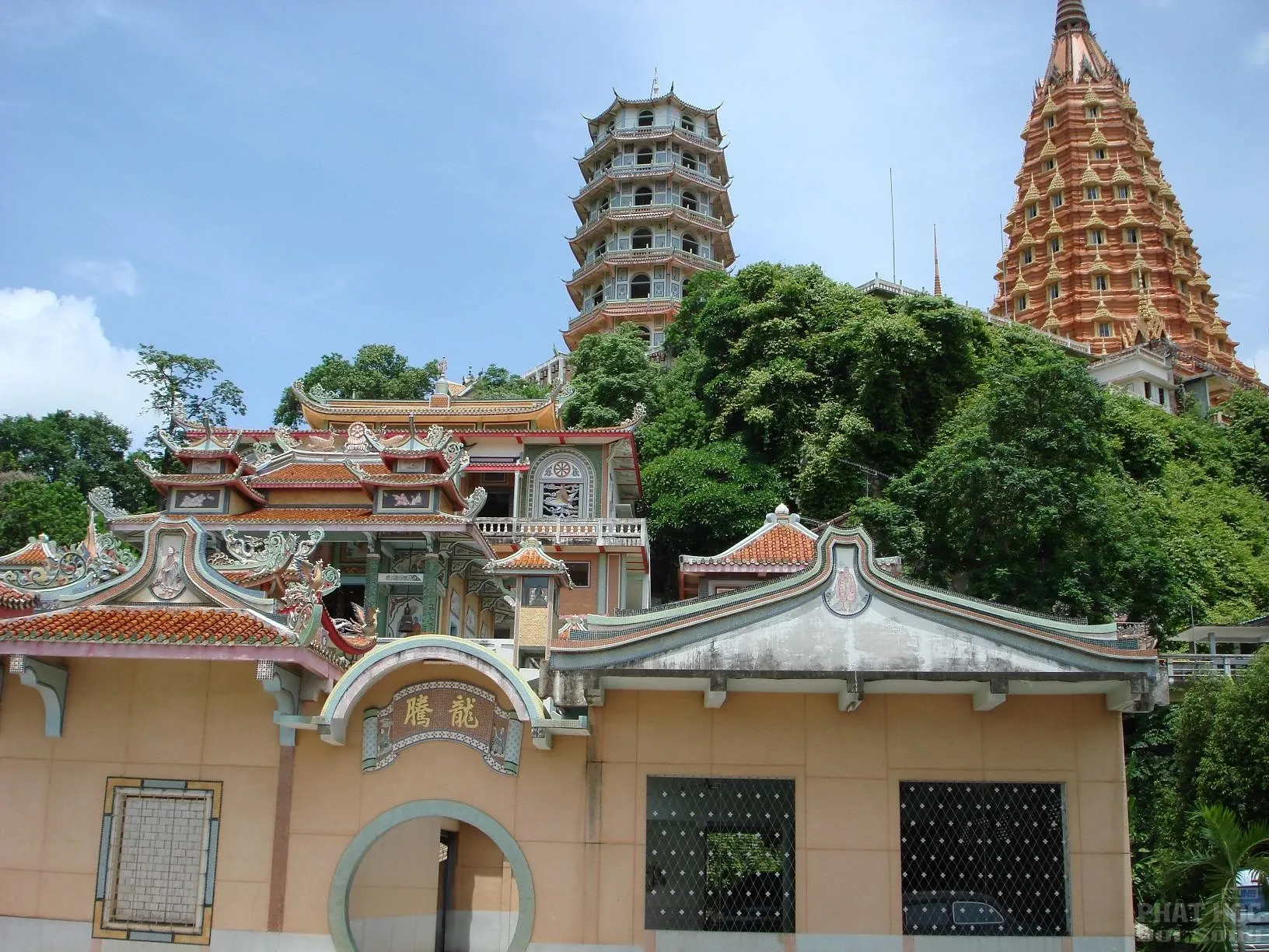 Thái Lan: Lễ nhập kim quan Trưởng lão HT.Thích Kính Chiếu image-1731945965295