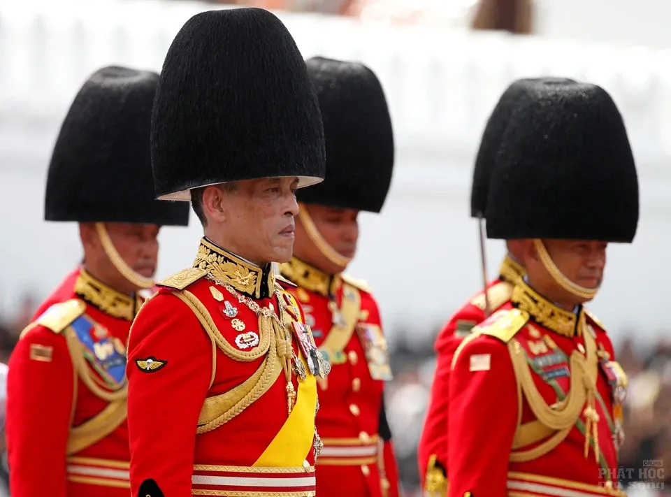 Thái Lan: Linh cữu Vua Bhumibol được đưa đến đài hỏa táng dát vàng Thái Lan: Linh cữu Vua Bhumibol được đưa đến đài hỏa táng dát vàng image-1732289972980