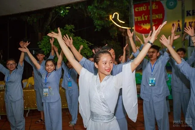 Thái nguyên: chùa Huống Thượng khai mạc khóa tu 'Tâm khai trí sang lần thứ 2' 7 Thái nguyên: chùa Huống Thượng khai mạc khóa tu 'Tâm khai trí sang lần thứ 2' image-1731935731284