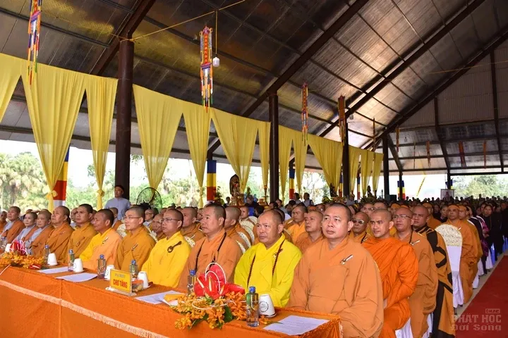 Thanh Hóa: Lễ đúc chuông và chung thất cố Đại Đức Tánh Khả image-1731943043820