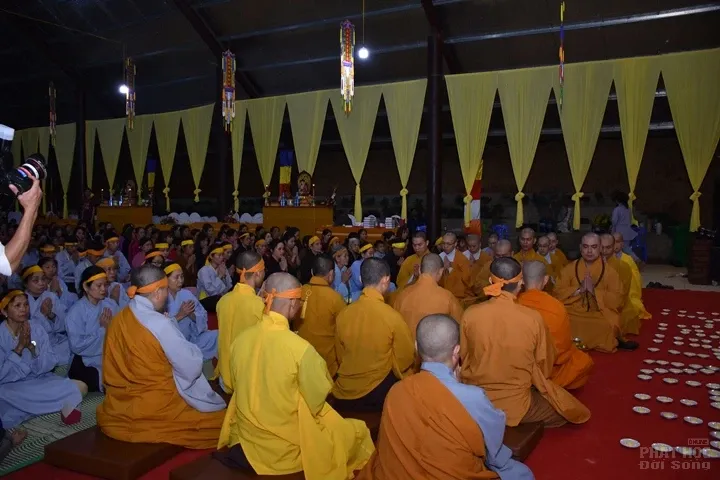 Thanh Hóa: Lễ đúc chuông và chung thất cố Đại Đức Tánh Khả image-1731943058065