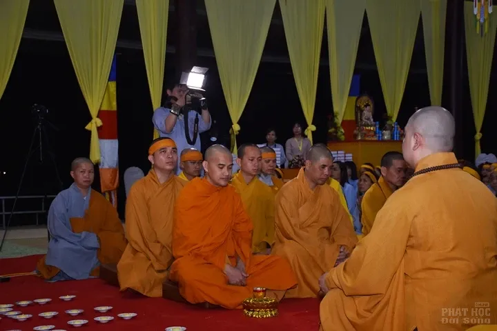 Thanh Hóa: Lễ đúc chuông và chung thất cố Đại Đức Tánh Khả image-1731943058850