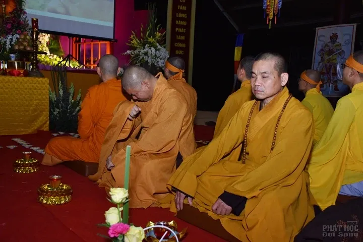 Thanh Hóa: Lễ đúc chuông và chung thất cố Đại Đức Tánh Khả image-1731943060496