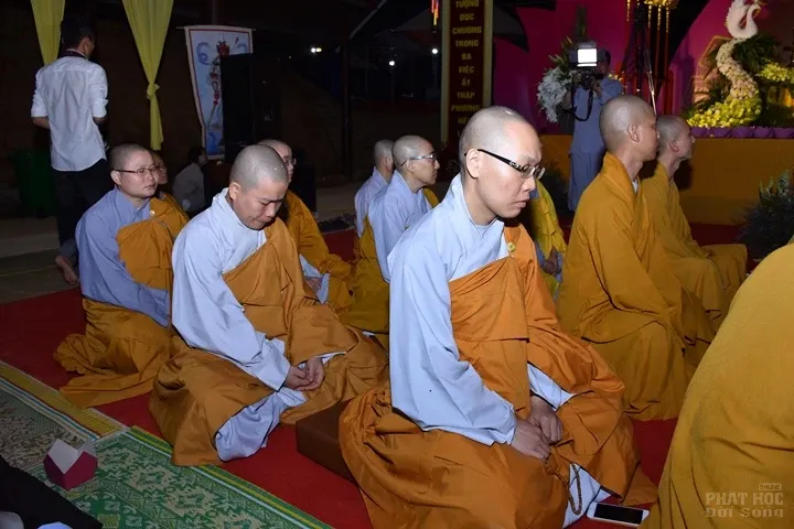 Thanh Hóa: Lễ đúc chuông và chung thất cố Đại Đức Tánh Khả image-1731943061210