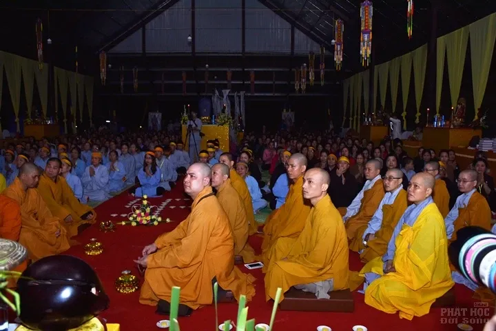 Thanh Hóa: Lễ đúc chuông và chung thất cố Đại Đức Tánh Khả image-1731943062058