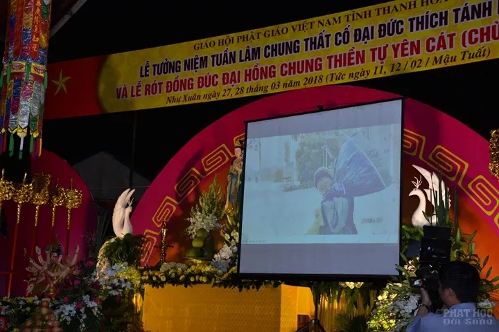 Thanh Hóa: Lễ đúc chuông và chung thất cố Đại Đức Tánh Khả image-1731943067970