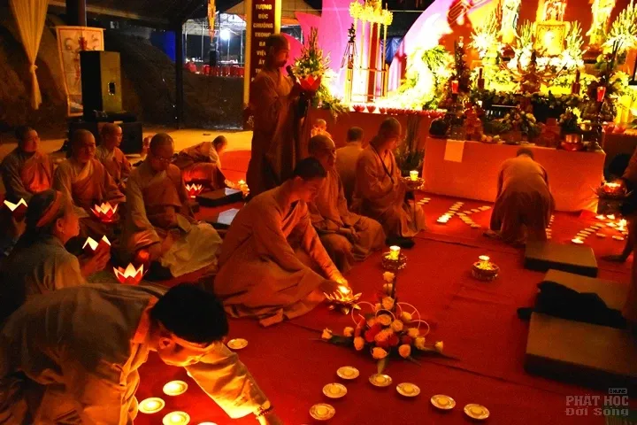 Thanh Hóa: Lễ đúc chuông và chung thất cố Đại Đức Tánh Khả image-1731943075956