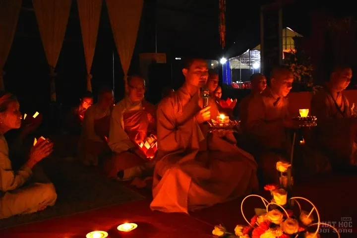 Thanh Hóa: Lễ đúc chuông và chung thất cố Đại Đức Tánh Khả image-1731943079437