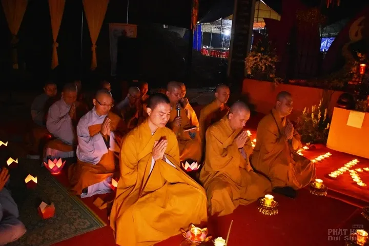 Thanh Hóa: Lễ đúc chuông và chung thất cố Đại Đức Tánh Khả image-1731943081714