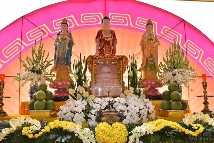 Thanh Hóa: Lễ đúc chuông và chung thất cố Đại Đức Tánh Khả image-1731943084783