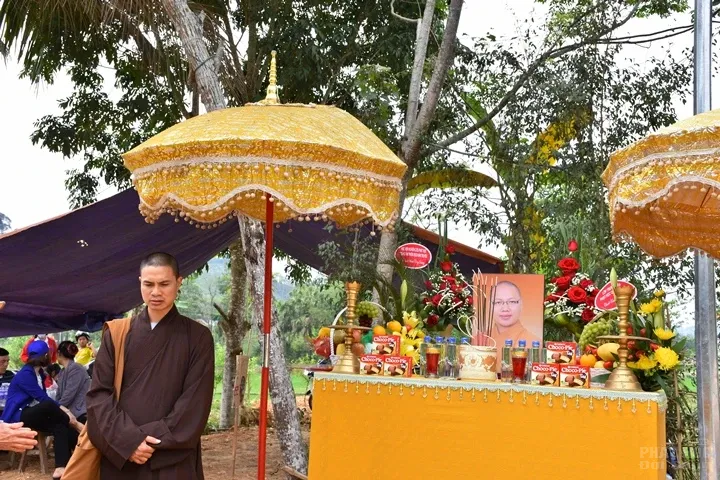 Thanh Hóa: Lễ đúc chuông và chung thất cố Đại Đức Tánh Khả image-1731943090458