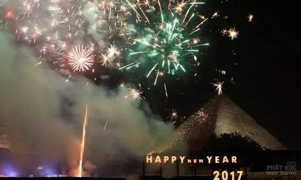 Thế giới đón chào năm mới 2017 pháo bay nổ rợp trời 22 Thế giới đón chào năm mới 2017 pháo bay nổ rợp trời image-1731931969766