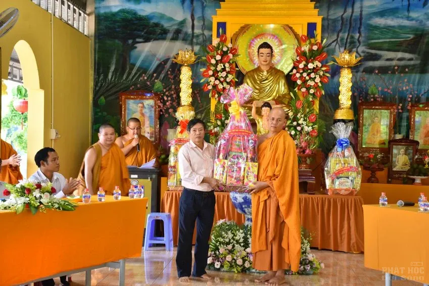 Thị xã Bình Long: Tịnh xá Ngọc Long tổ chức lễ Phật đản image-1731944843385