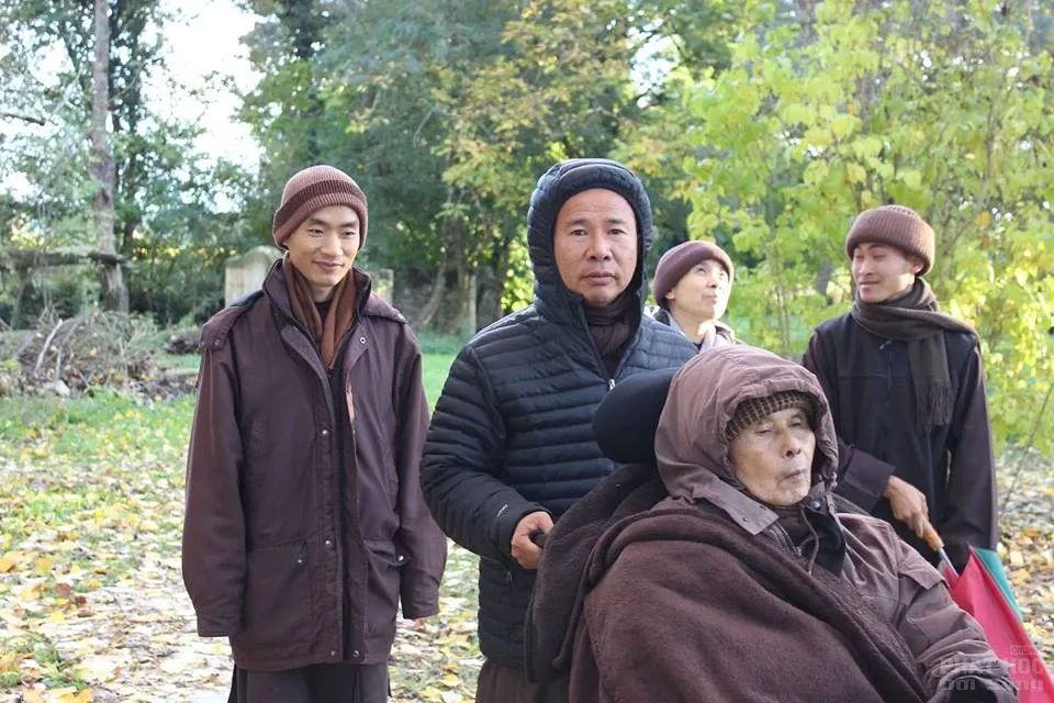 Thiền sư Nhất Hạnh những hình ảnh mới nhất 8 Thiền sư Nhất Hạnh những hình ảnh mới nhất image-1731920985118